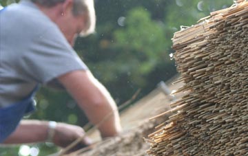 professional Caolas Scalpaigh thatchers